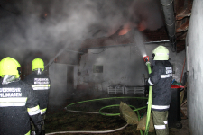 2022-03-21 Wirtschaftsgebäudebrand Mühlgraben_2